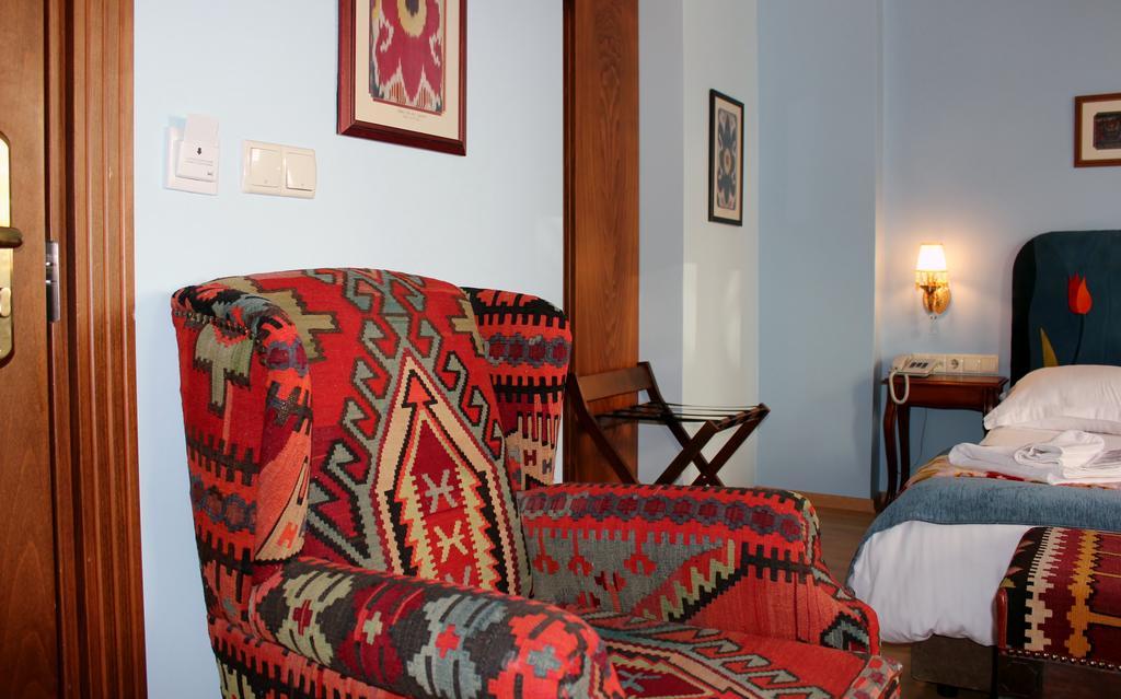 Hotel Djem Istanboel Buitenkant foto